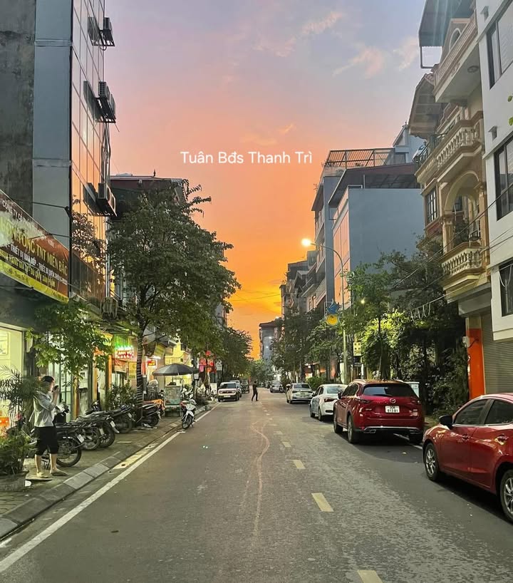 Nhà Kinh Doanh Ô Tô Tránh Mặt Đường Tứ Hiệp 53m² giá 13 tỷ - Lô Góc Đẹp Không Quy Hoạch!