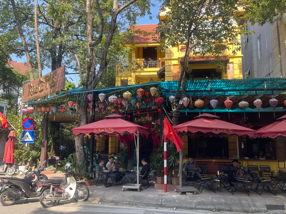 Cho thuê văn phòng tại Duy Tân, Cầu Giấy 270m² - Bàn giao ngay, miễn phí 1 năm dịch vụ!