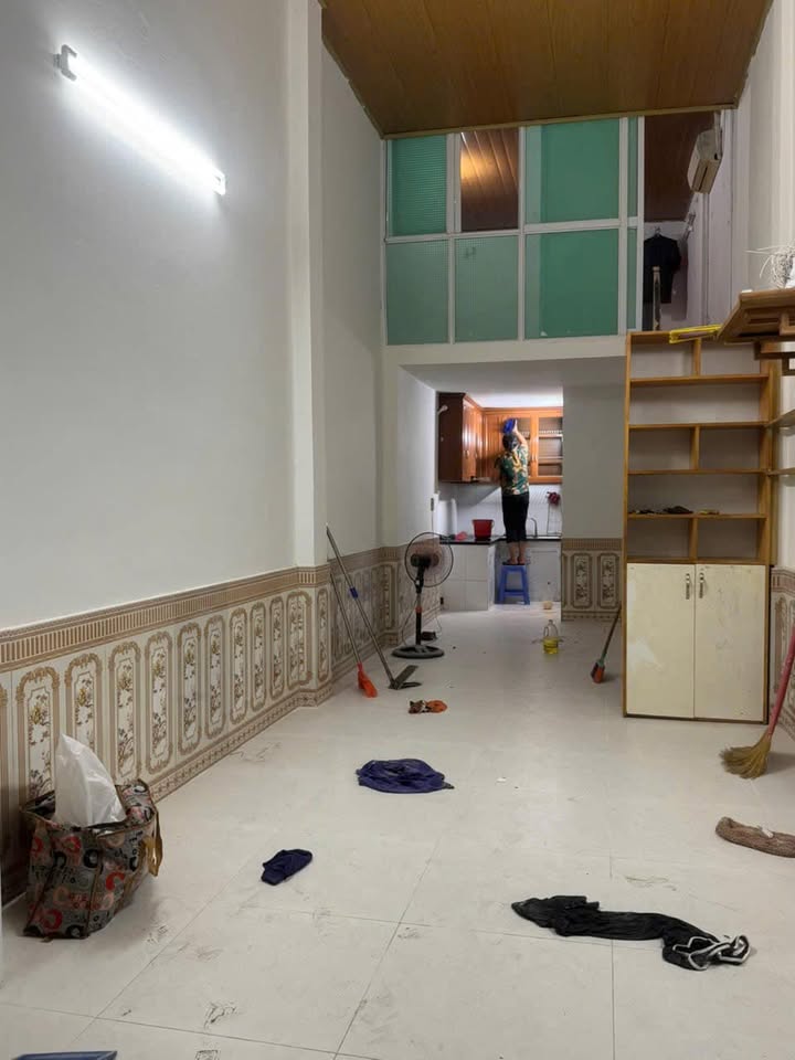 Nhà cho thuê tại Đông Thiên - Vĩnh Hưng 30m² - Giá hợp lý cho hộ gia đình!