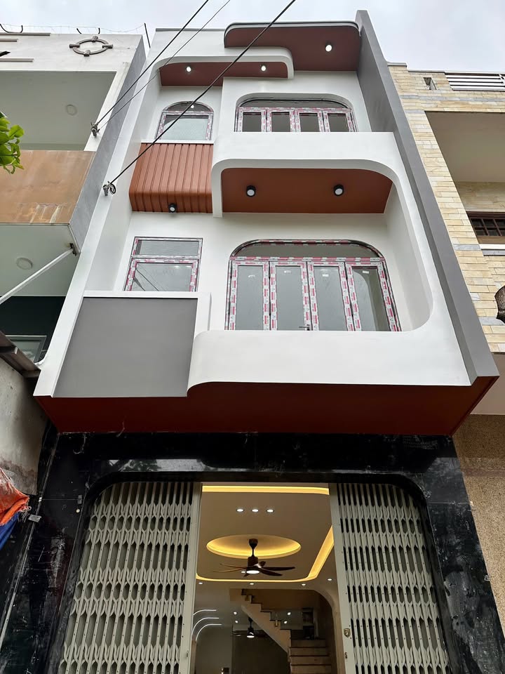 Nhà mặt tiền Lê Thanh Nghị, 80m² giá 6 tỷ - Cơ hội sở hữu không thể bỏ lỡ!