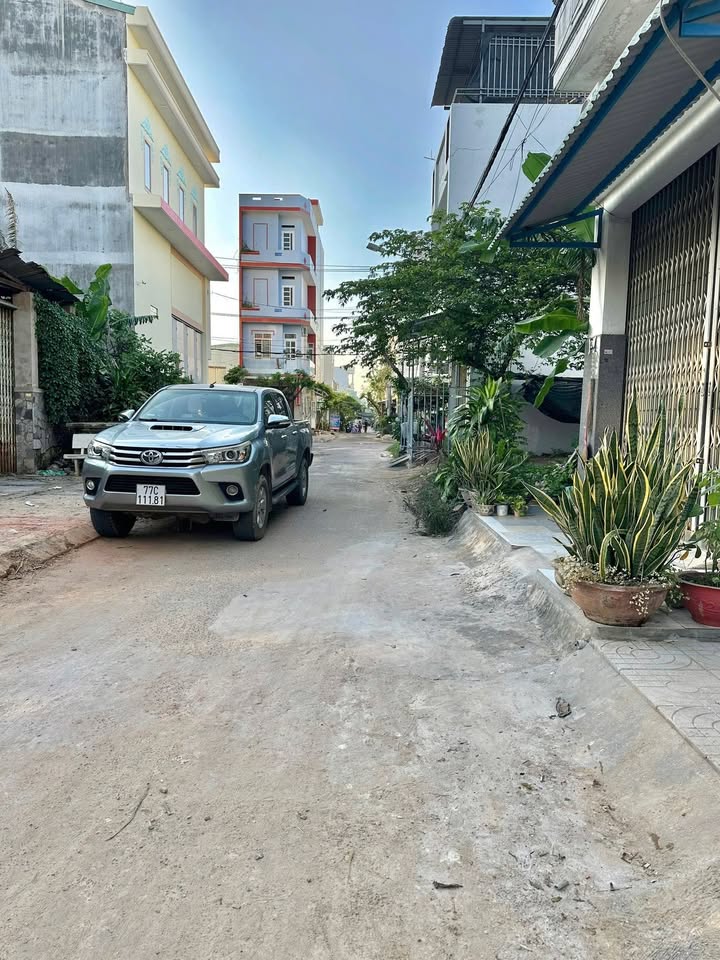 Bán gấp FrontHouse đường Trần Văn Thiều, Quy Nhơn 43m² giá 2.95 tỷ - Sổ đỏ chính chủ!