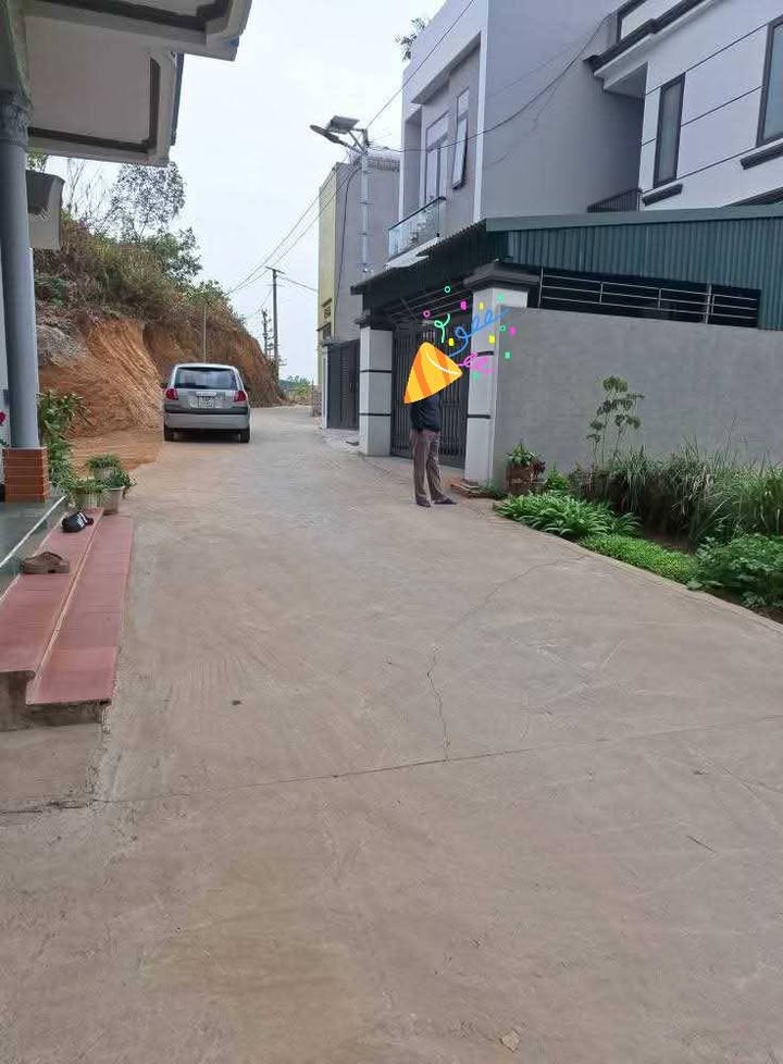 Đất nền Uông Bí 220m² giá 1.5 tỷ - Vị trí đắc địa, đường ô tô