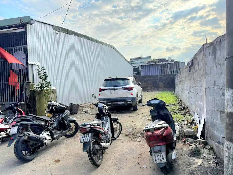 Đất nền Hòa Khánh Nam Đà Nẵng 90m² giá 3.2 tỷ - Sổ đỏ chính chủ, ô tô đậu thoải mái!