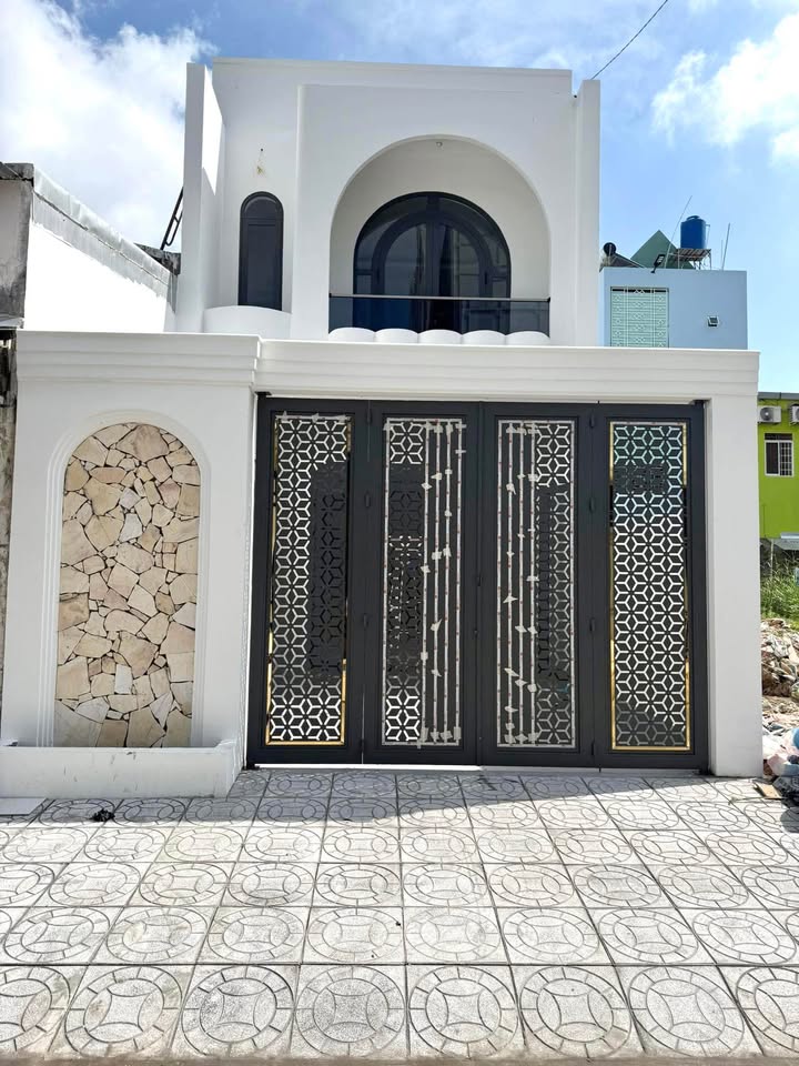 Nhà mặt tiền Phùng Khắc Khoan, Rạch Giá 100m² giá 3.88 tỷ - Sẵn sàng vào ở ngay!