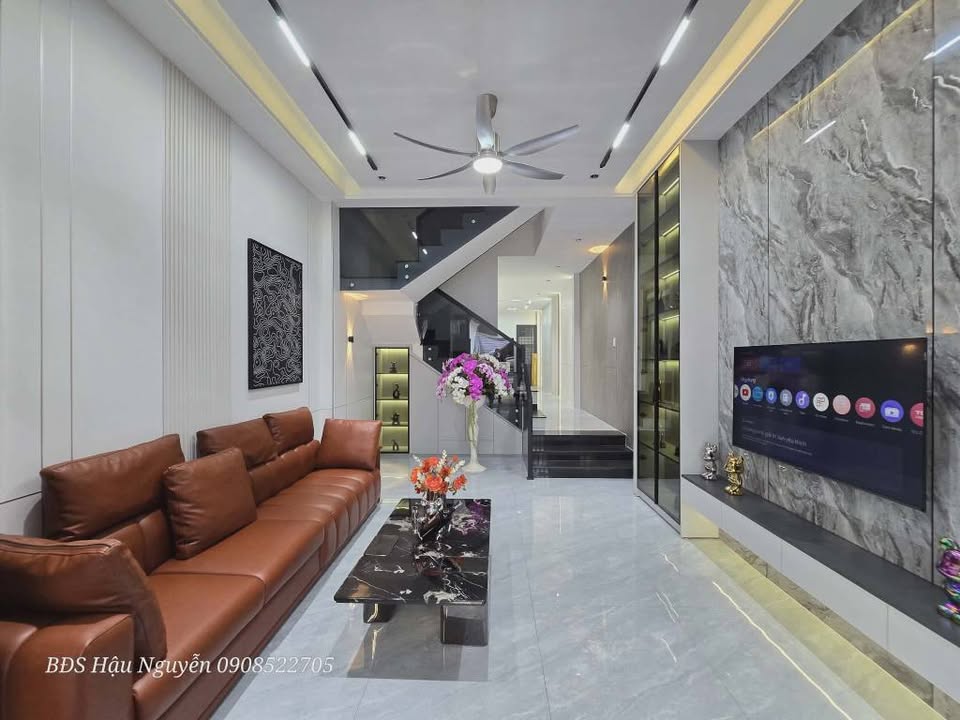 Nhà mặt tiền đường Tiên Sơn, Hải Châu 65m² giá 8.5 tỷ - Cơ hội sở hữu nhà đẹp tại Đà Nẵng!