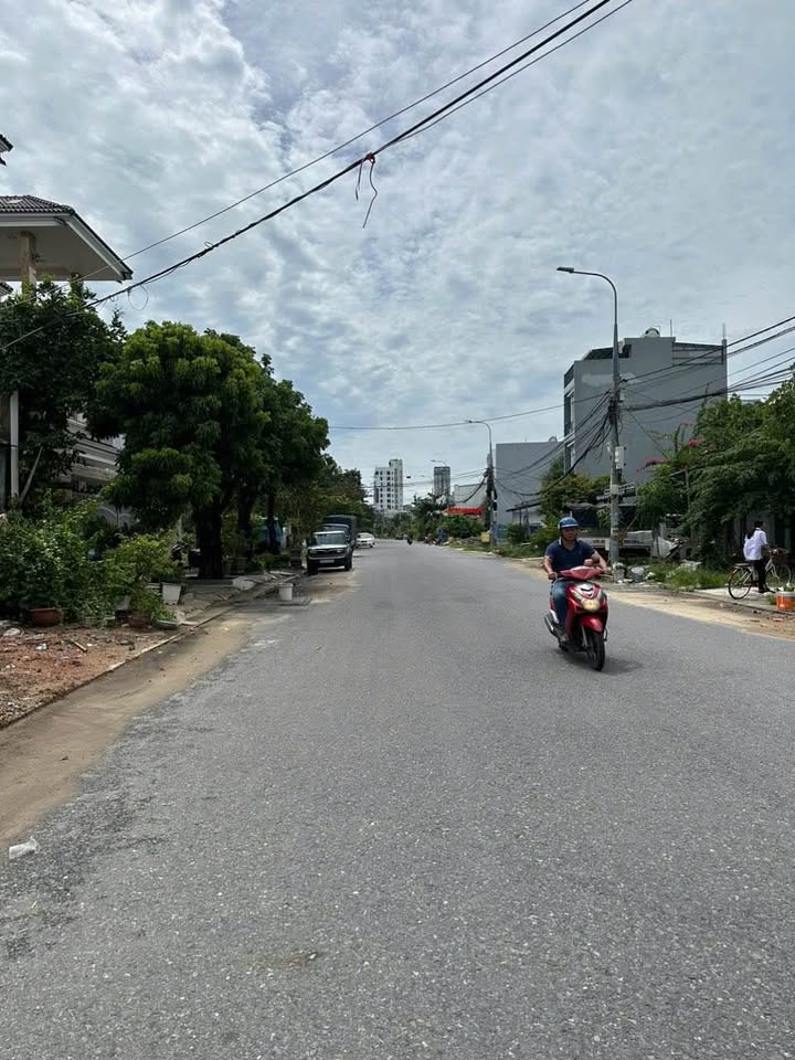 Bán đất tặng nhà C4 tại Mỹ Khê 7, Sơn Trà, Đà Nẵng 121m² - Cơ hội đầu tư tuyệt vời!