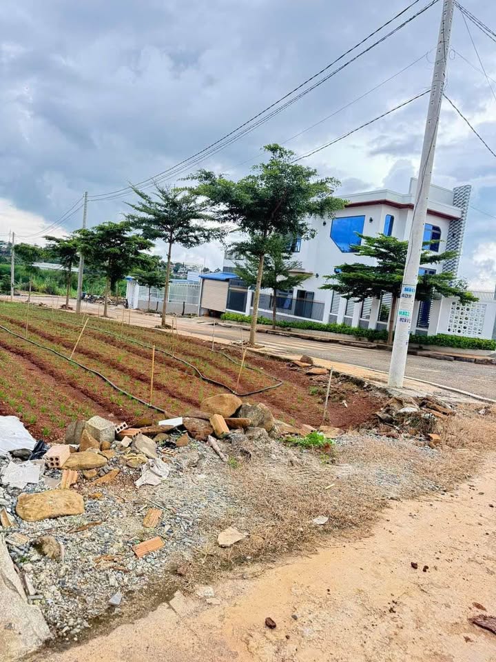 Đất nền Liên Hiệp Đức Trọng 218m² giá 2 tỷ - Đất 2 mặt tiền, cơ hội đầu tư hấp dẫn!