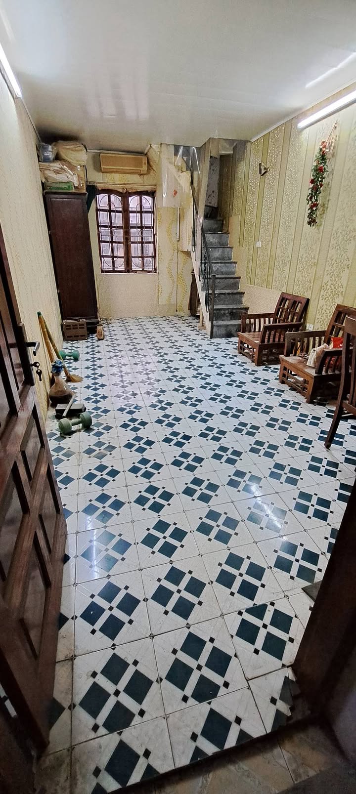 Căn hộ tập thể Quỳnh Mai 65m² giá 6 triệu - Cho thuê ngay, thương lượng tốt!