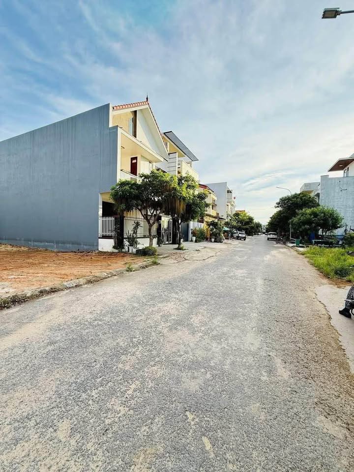 Đất nền dự án Tây Hữu Nghị Đồng Hới 128m² giá 3.5 tỷ - Kinh doanh sầm uất!