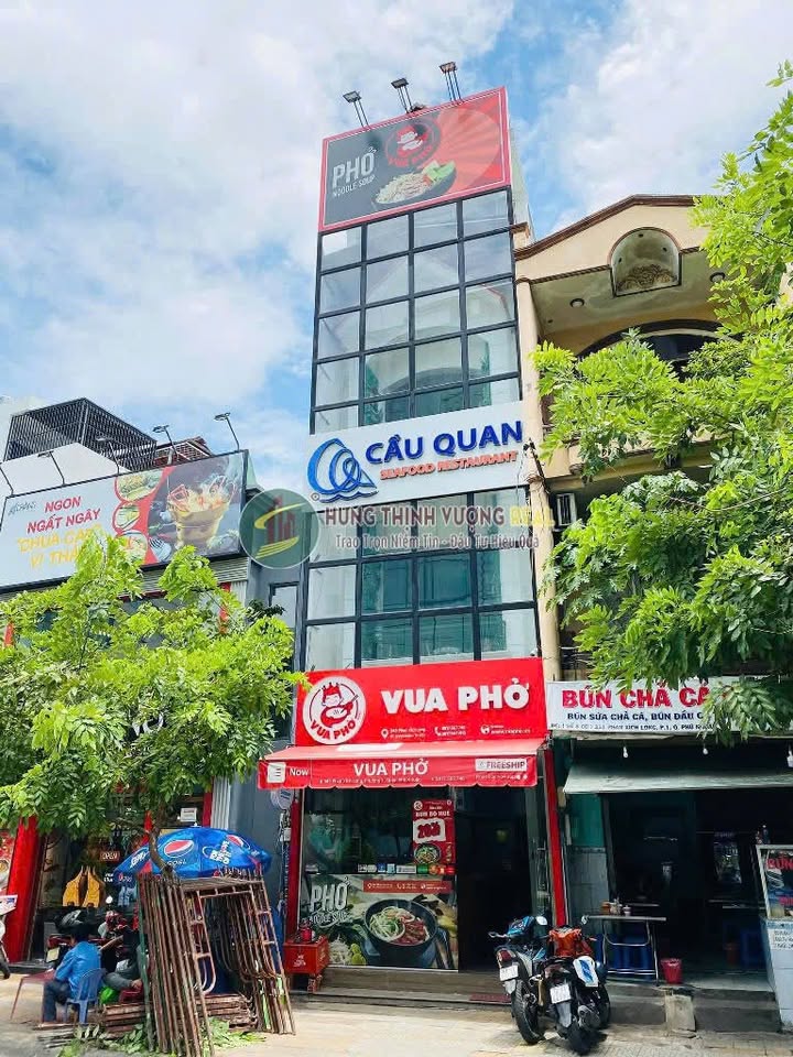 Nhà Phố Mặt Tiền Phan Xích Long, Quận Phú Nhuận, Diện Tích 38m² - Giá Chỉ 26 Tỷ!