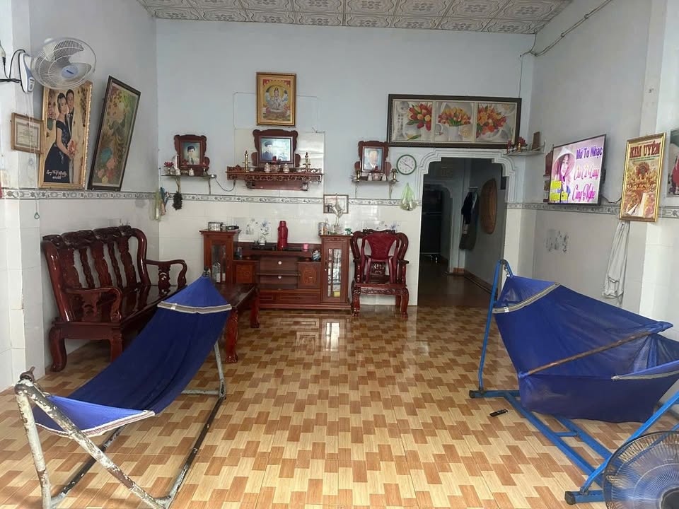 Nhà phố tại Hồng Thập Tự, Xuân Trung 154m² giá 1.8 tỷ - Sổ đỏ chính chủ!