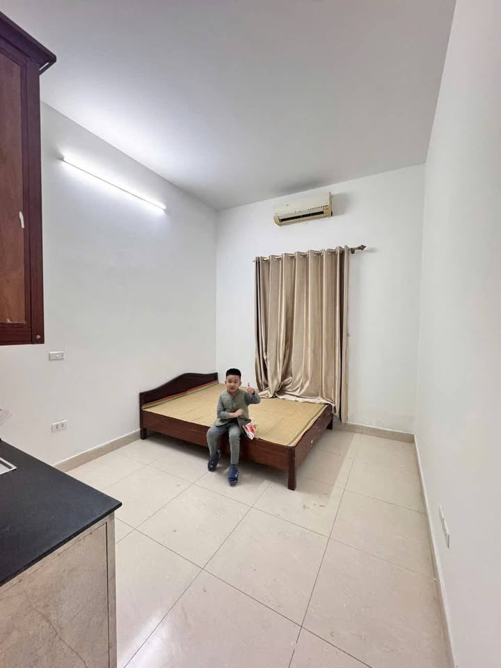 Căn hộ khép kín Ngọc Lâm 50m² giá 3.5 triệu - Nội thất đầy đủ, an toàn tuyệt đối!