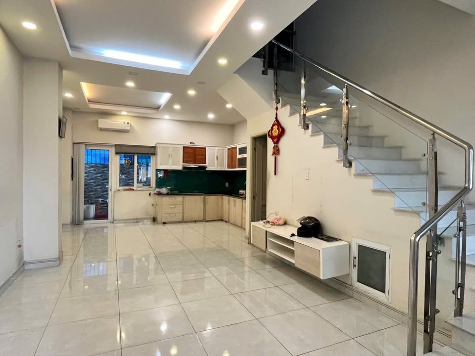 Nhà phố Mega Village Khang Điền Thủ Đức 5x15m - Giá chỉ từ 12 triệu/tháng!