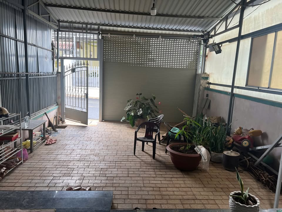 Nhà mặt tiền hẻm nhựa Trần Quốc Toản, B'lao, 220m² giá 3 tỷ - Chính chủ bán gấp!