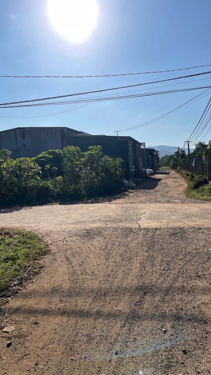 Lô đất 2 mặt tiền Tân Tiến 280m² giá chỉ 1.29 tỷ - Cơ hội đầu tư tuyệt vời!