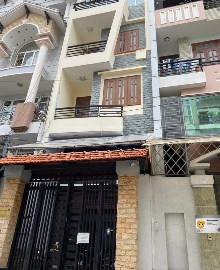 Nhà cho thuê 8 phòng ngủ, 8WC tại Đường C18, Tân Bình - Giá chỉ 20 triệu/tháng!