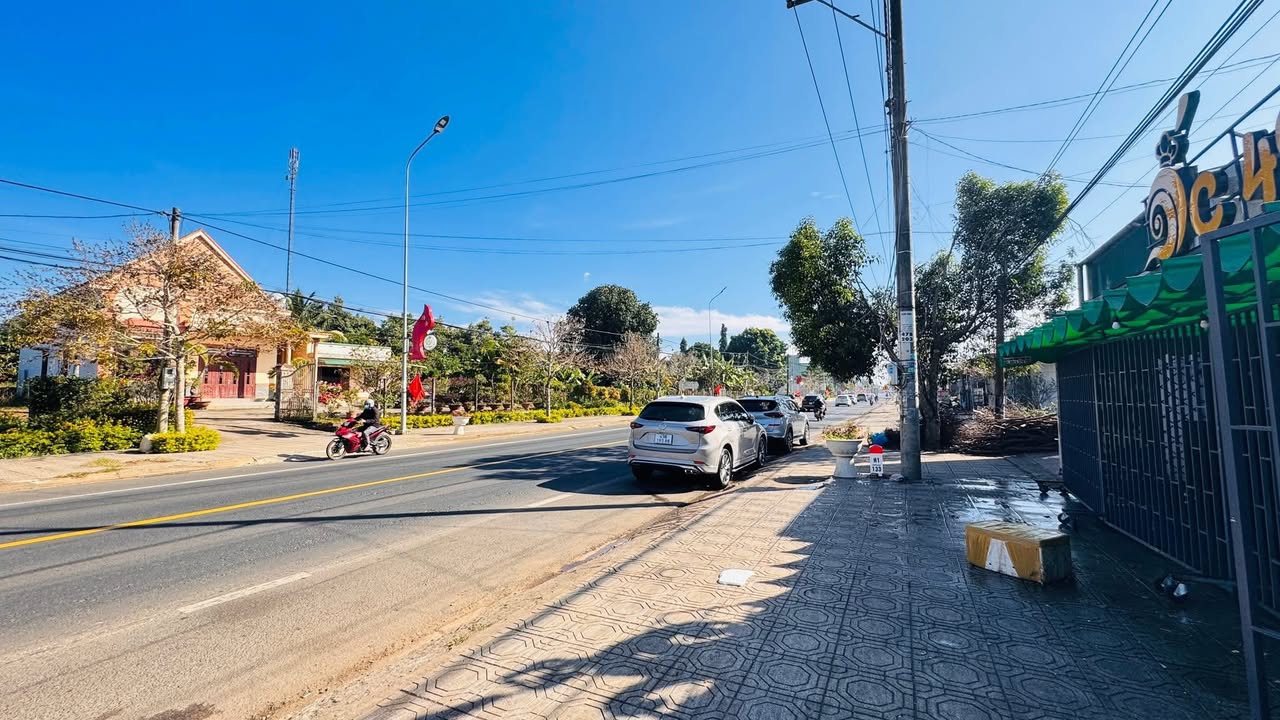 Bán nhà mặt tiền Quốc lộ 20, Lộc An 920m² giá 9.3 tỷ - Kinh doanh sầm uất!