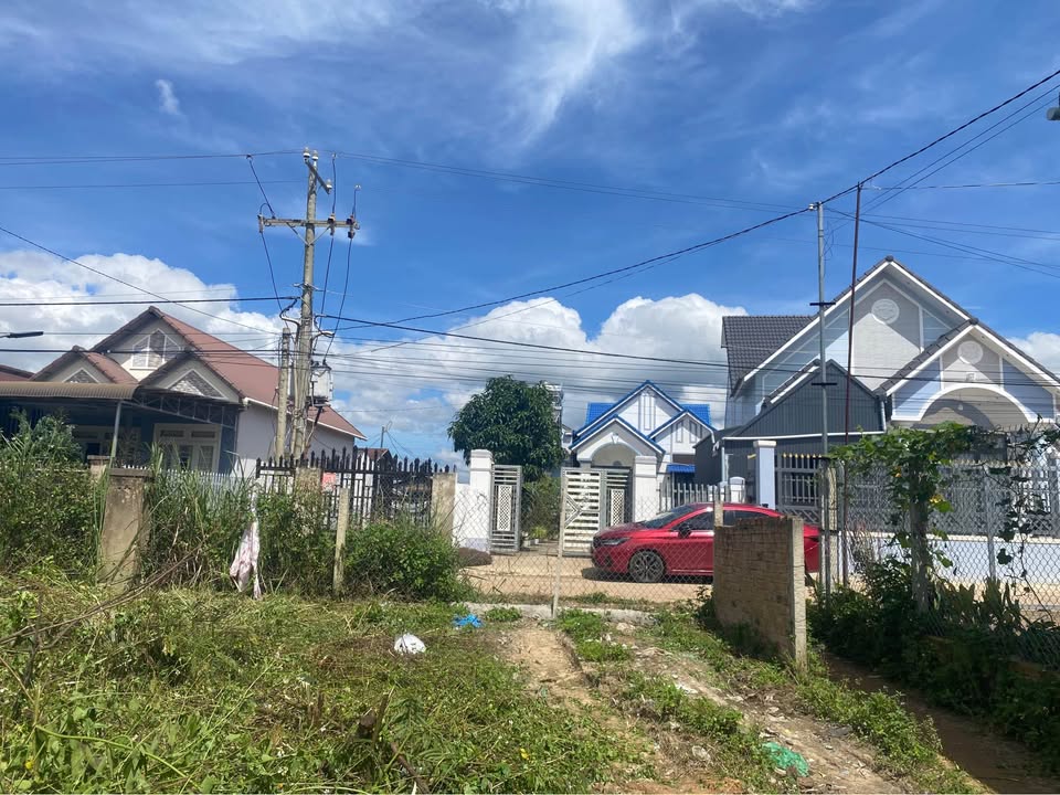 Đất nền Phú Hội, Đức Trọng 367.5m² giá 1.95 tỷ - Tiềm năng kinh doanh tuyệt vời!