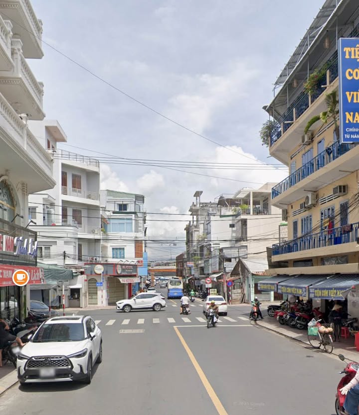 Cho thuê mặt bằng góc 2 mặt tiền tại Nha Trang 220m² giá 50 triệu - Kinh doanh thuận lợi!