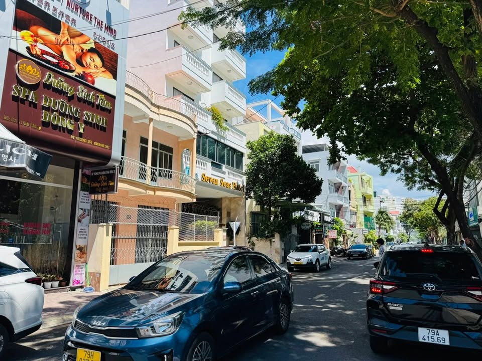 Cho thuê mặt bằng kinh doanh mặt tiền đường Trịnh Phong 403m² - Cơ hội đầu tư hấp dẫn!