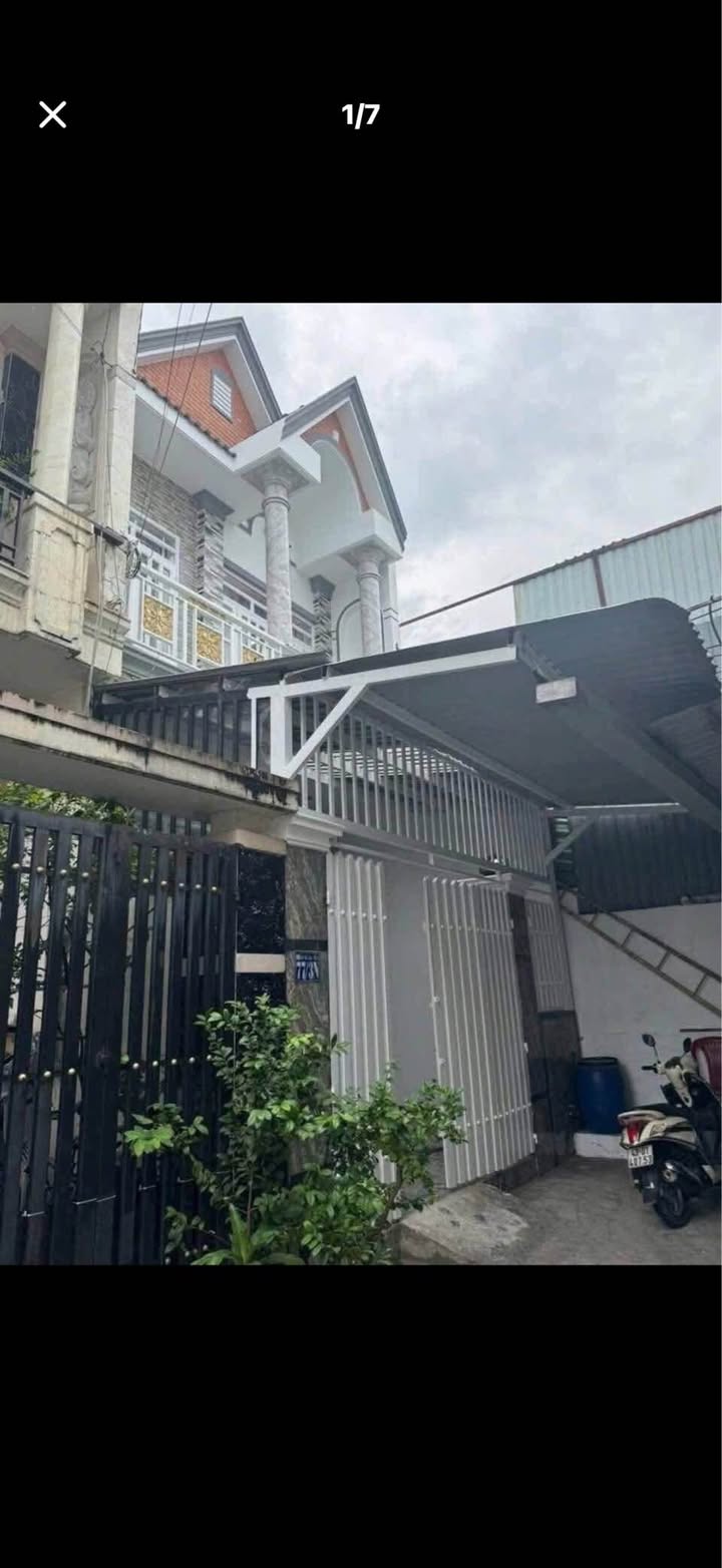 Nhà mới Bà Điểm Hóc Môn 80m² giá 5.2 tỷ - Sẵn sàng vào ở ngay!