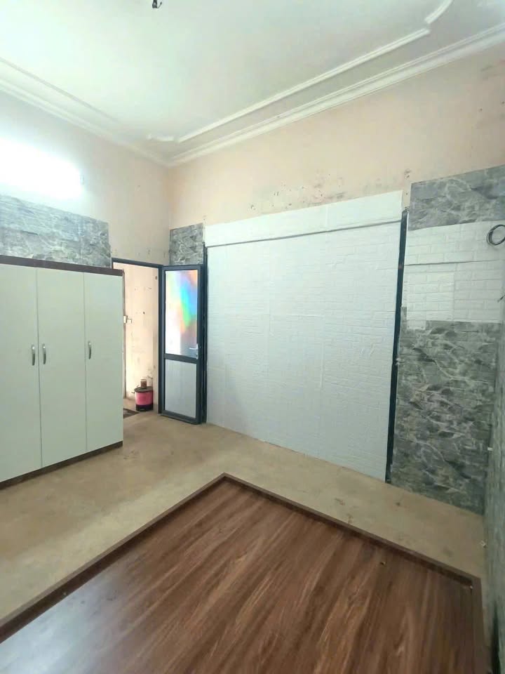 Phòng trọ cho thuê tại Định Công, Hoàng Mai 20m² giá 3.2 triệu - Không gian riêng tư thoải mái!