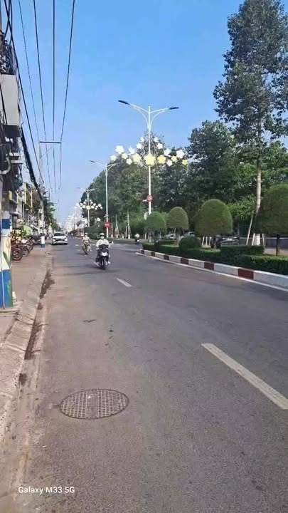 FrontHouse mặt tiền Nguyễn Trãi, Lái Thiêu 265m² giá 22 tỷ - Đầu tư sinh lời cao!