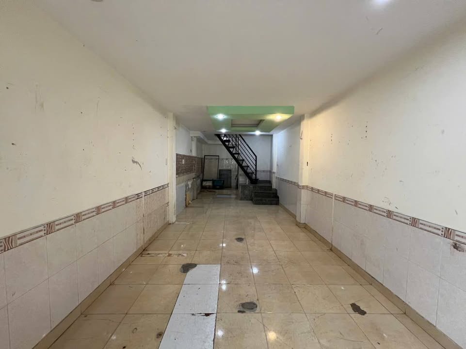 Nhà phố Võ Văn Tần, Quận 3 - 31m² giá 7.6 tỷ - Gần trung tâm thành phố!