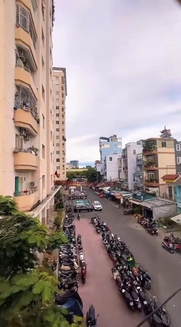 Nhà phố Nguyễn Duy Dương Quận 10 28m² giá 7,9 tỷ - Góc 2 mặt tiền, hẻm xe hơi tránh nhau!