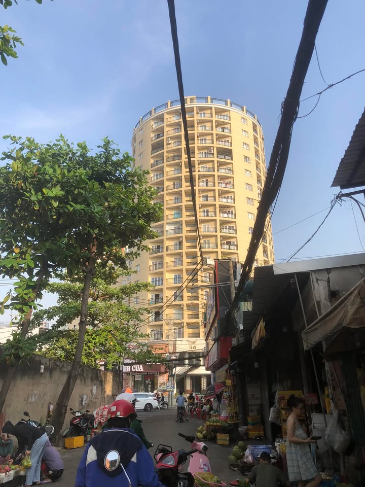 Nhà mặt tiền đường Đô đốc Long, Tân Phú, 136m², Giá 16.5 tỷ - Kinh doanh sầm uất!