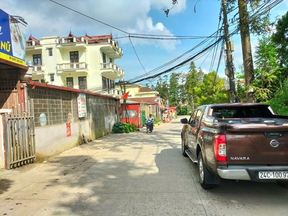 Đất nền Sa Pa 240m² giá 3 tỷ - Vị trí đắc địa, đầu tư sinh lời!