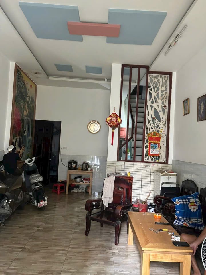 Nhà phố Bình Tân 40m² giá 3.7 tỷ - Hẻm 7m thông thoáng, chính chủ!