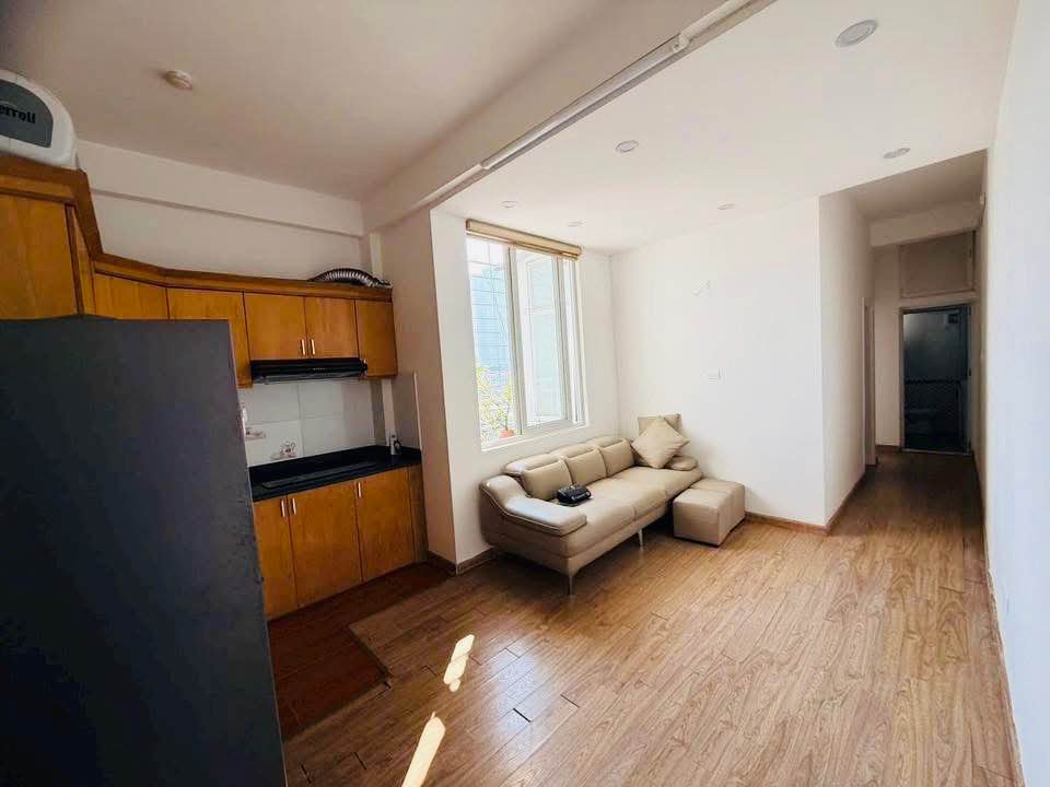 Căn hộ CCMN Nhật Tảo Tây Hồ 43m² giá 2.2 tỷ - Sổ đỏ riêng, 2 phòng ngủ