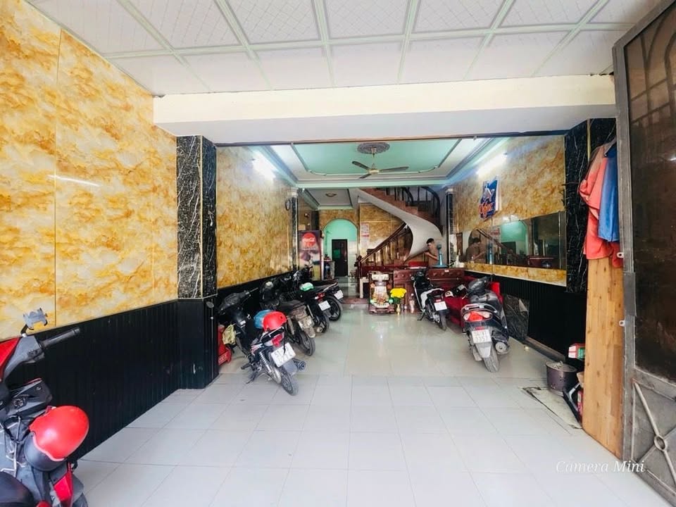 Mặt tiền Lê Văn Thọ Gò Vấp 105m² giá 16 tỷ - Ô tô vào tận nhà, cho thuê 36 triệu/tháng!