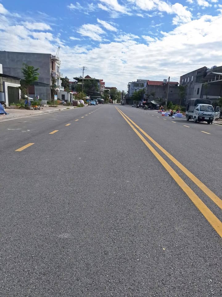 Đất Tân Lập, Phường Đông, Uông Bí 98m² giá 900 triệu - Cơ hội đầu tư hấp dẫn!