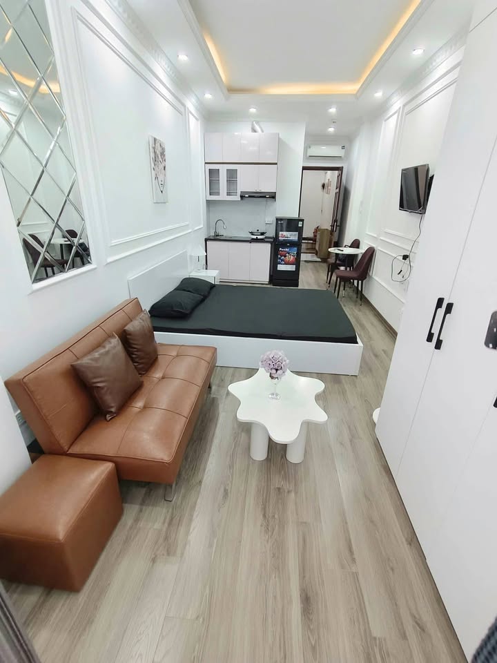 Nhà nhỏ cho thuê tại Ba Đình 210 Đội Cấn - Full nội thất, nhận khách nước ngoài!