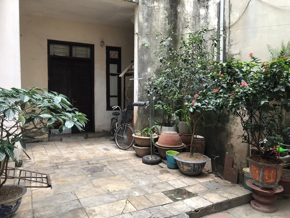 Nhà đẹp tại Bồ Đề, Long Biên 55m² giá 14.7 tỷ - Gần hồ điều hòa