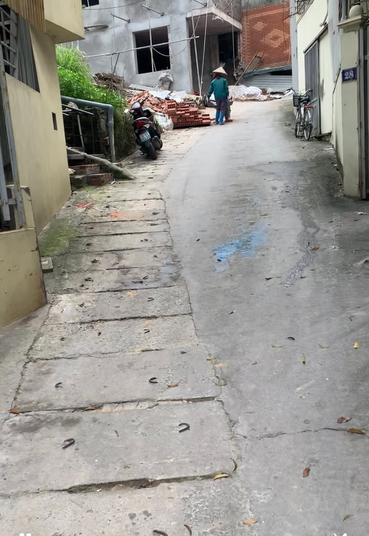 Đất chính chủ tại Trần Hưng Đạo, Hạ Long 30m² giá 1 tỷ - Vị trí đắc địa gần trung tâm!