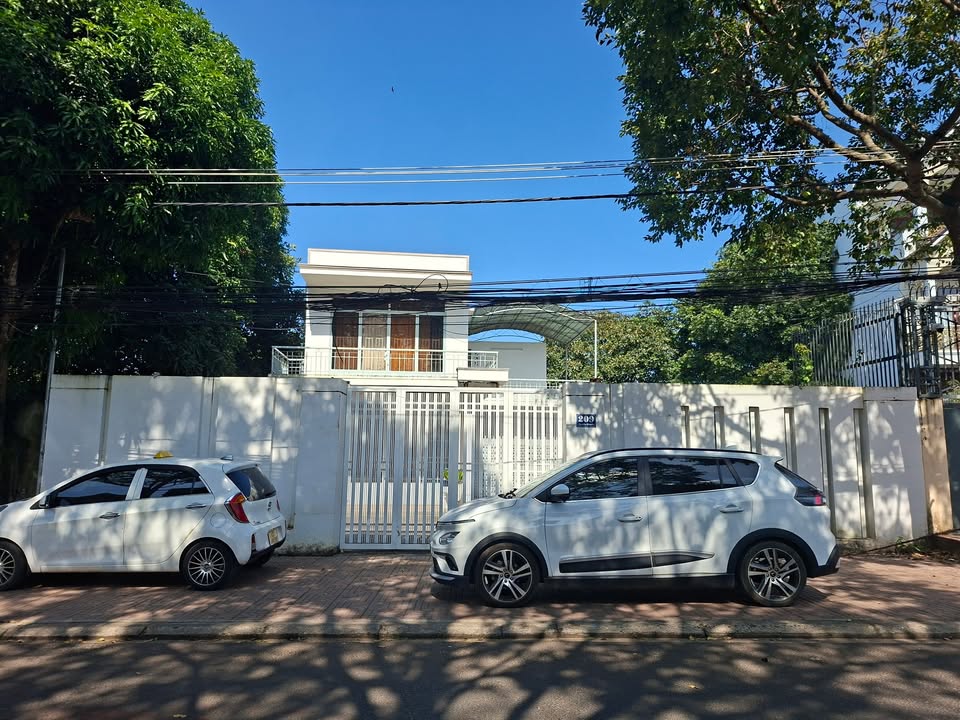 Mặt bằng kinh doanh cho thuê Nguyễn Khuyến 700m² giá 30 triệu - Vị trí đắc địa khu phố ẩm thực!