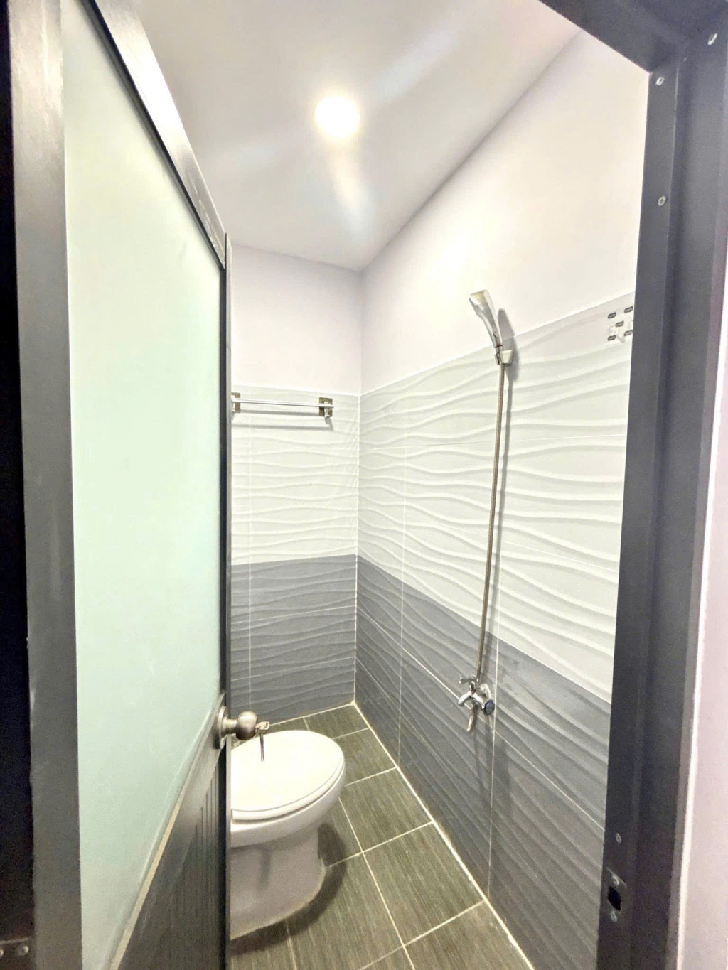 Nhà Hóc Môn 40m² chỉ 550 triệu - Sổ riêng, dọn vào ở ngay!