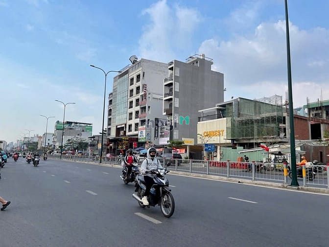 Shophouse Cho Thuê Mặt Tiền Trần Quang Khải Quận 3 1.590m² - Tận Hưởng Kinh Doanh Tự Do