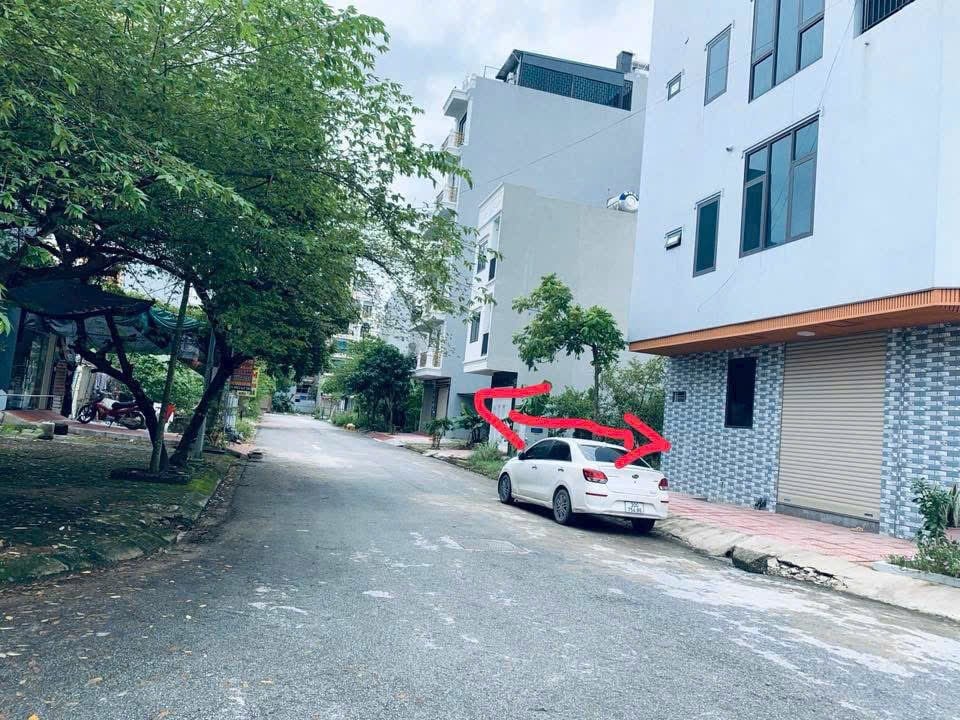 Bán đất Bình Yên, Hoà Lạc 120m² giá 3 tỷ - Tiềm năng đầu tư lớn!