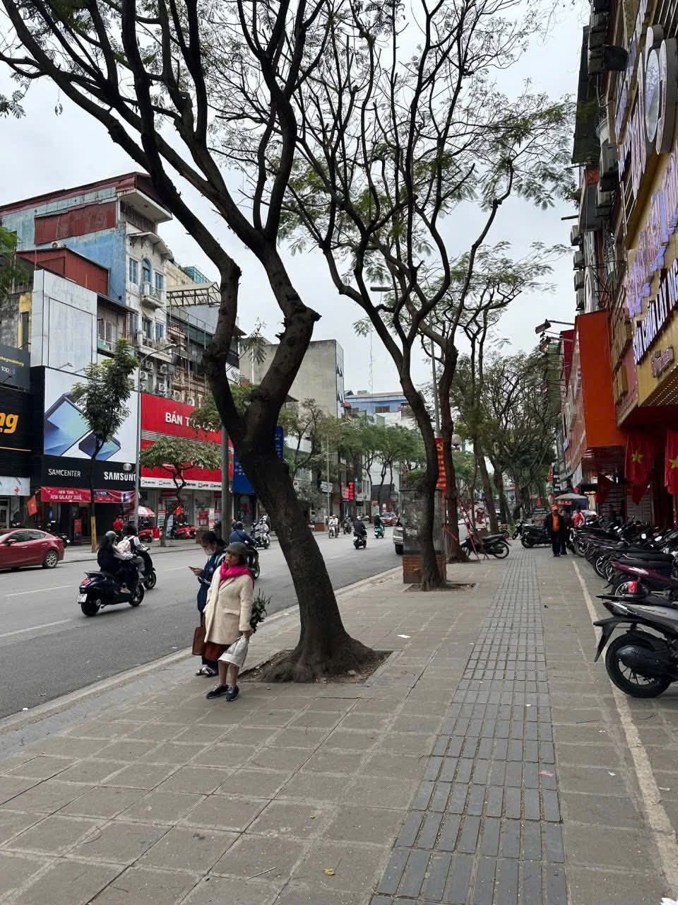 Bán Mặt Phố Thái Hà, Đống Đa 31m² giá 36 tỷ - Vị trí đẹp, kinh doanh sầm uất!