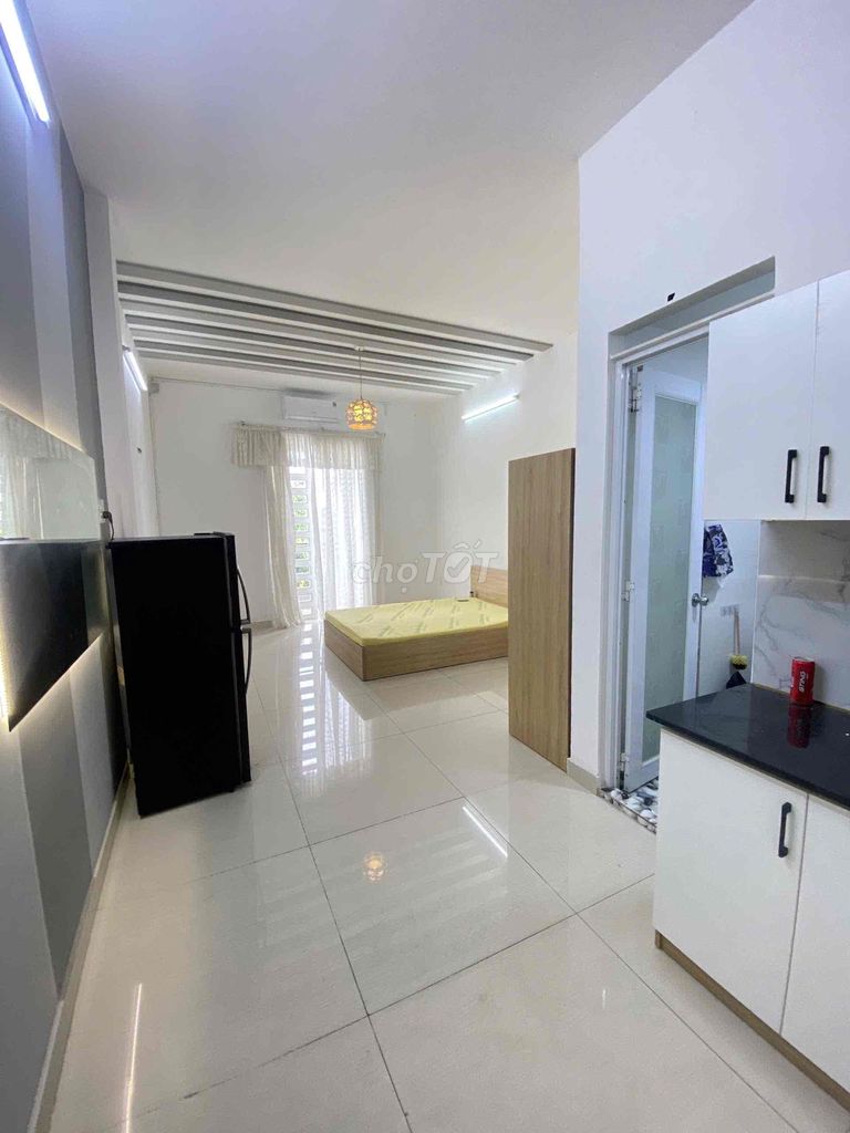 Căn Hộ 1 Phòng Ngủ Đường Vòng Xoay Phú Lâm 25m² giá 3.7 triệu - Giờ giấc tự do, không chung chủ!