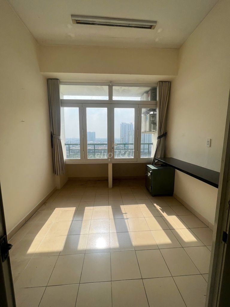 Penthouse Conic 164m² giá 7,5 triệu - Tiện ích đầy đủ, sẵn sàng vào ở!
