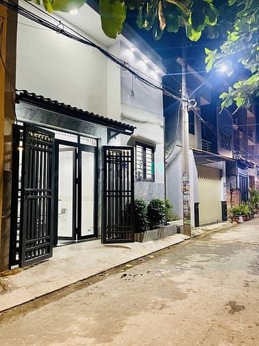 Nhà phố Tây Lân 89m² giá 4.6 tỷ - Sổ hồng chính chủ, ô tô vào tận nơi!