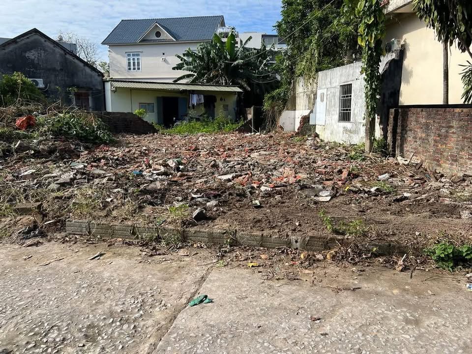 Đất góc 2 mặt tiền khu 9 Hải Xuân 80m² giá 1 tỷ - Vị trí trung tâm thuận lợi!