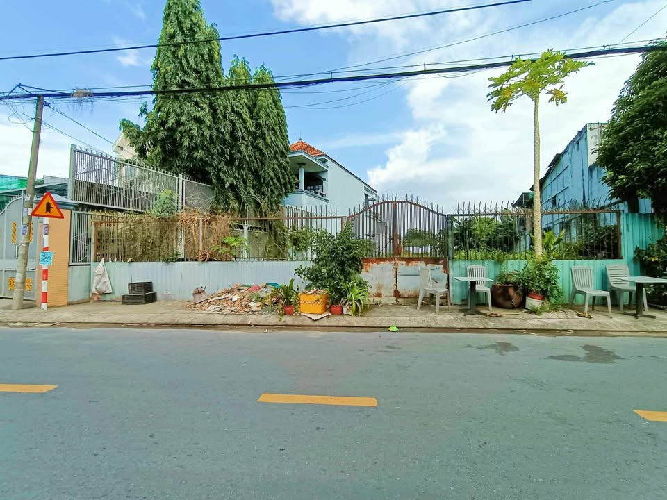 Đất mặt tiền Tân Hiệp 18, Hóc Môn 5680m² giá 56 tỷ - Đầu tư sinh lời tuyệt vời!