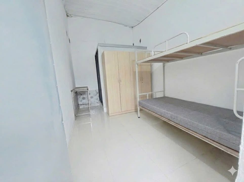 Phòng cho thuê đường Phú Diễn, Bắc Từ Liêm 1.8 triệu - Sẵn sàng vào ở!