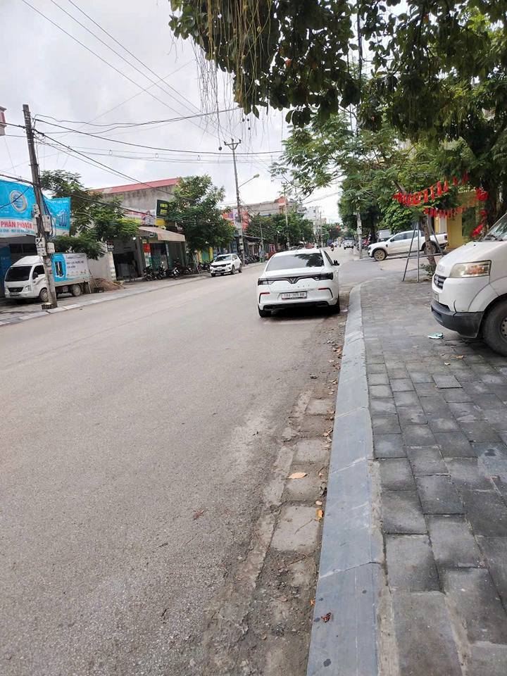 Nhà mặt đường Xuân Thành, Tân Thành 106m² - Kinh doanh sầm uất, giá thương lượng!